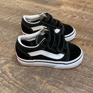 Toddler size 6 Vans